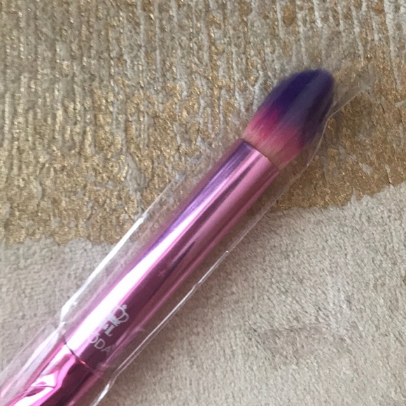 🆕 Mods Mythical Creatures Crease Brush NEW - Picture 2 of 3